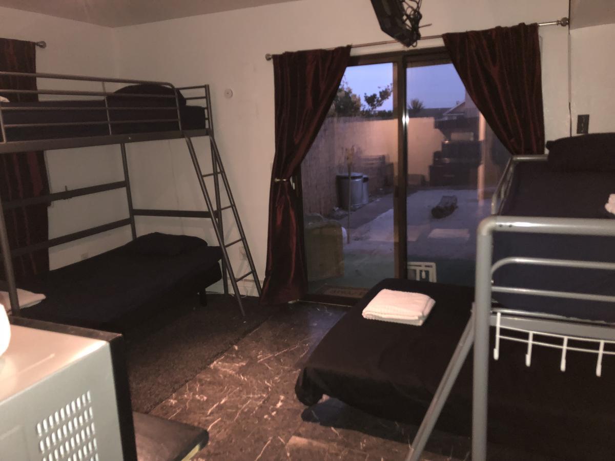 Sfo Crashpad Hostel เดลีซิตี ภายนอก รูปภาพ